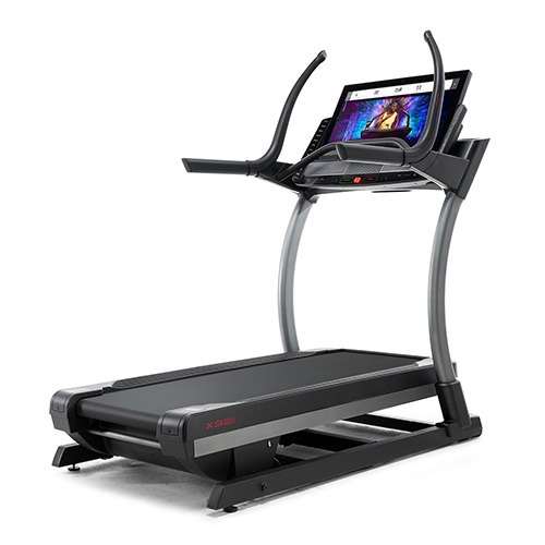 Photo of Commercial x32i Incline Trainer