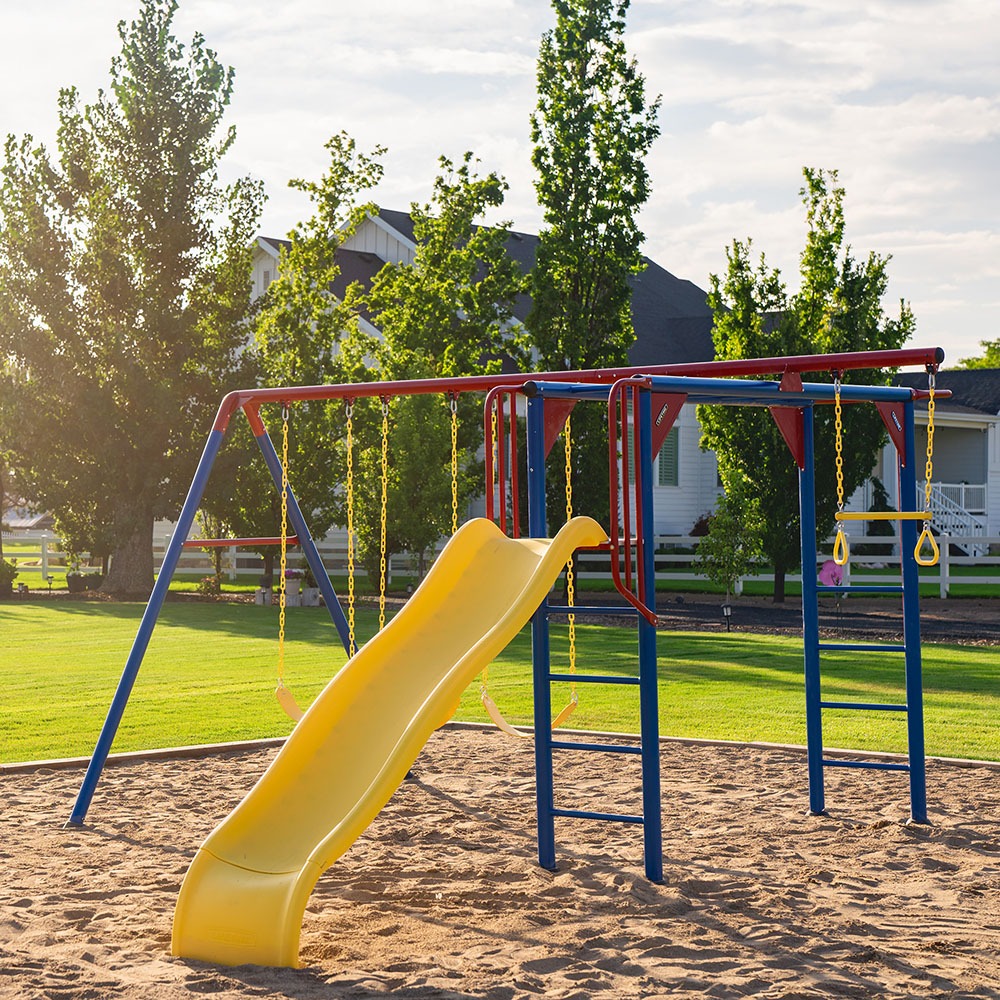 Monkey Bar Adventure Swing Set