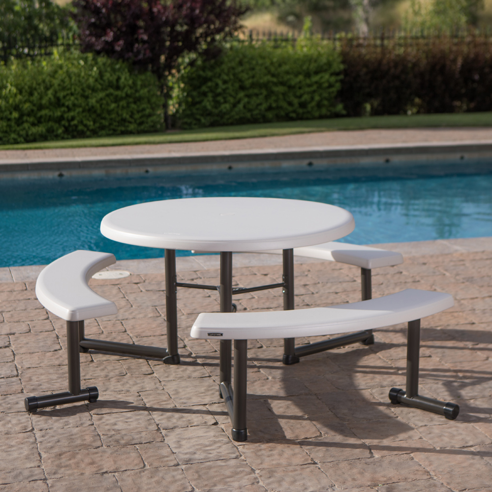 44-Inch Round Picnic Table
