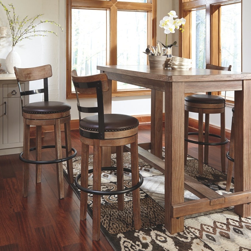 Pinnadel Bar Height Bar Stool