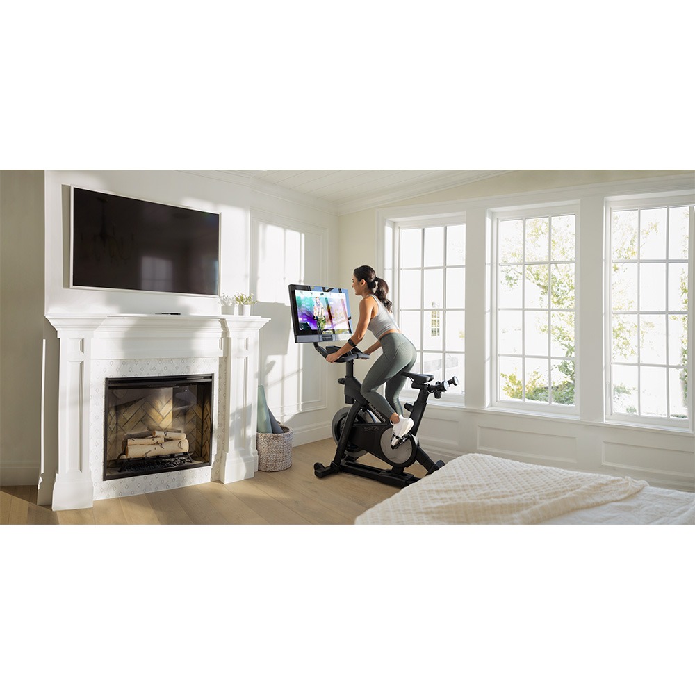 Commercial S27i Studio Cycle