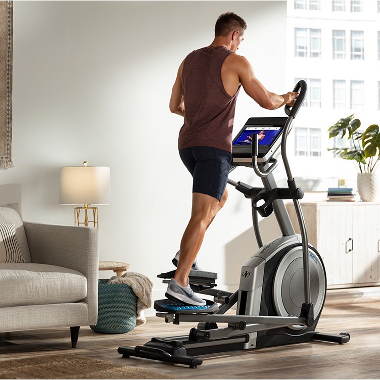 Commercial 14.9 Elliptical