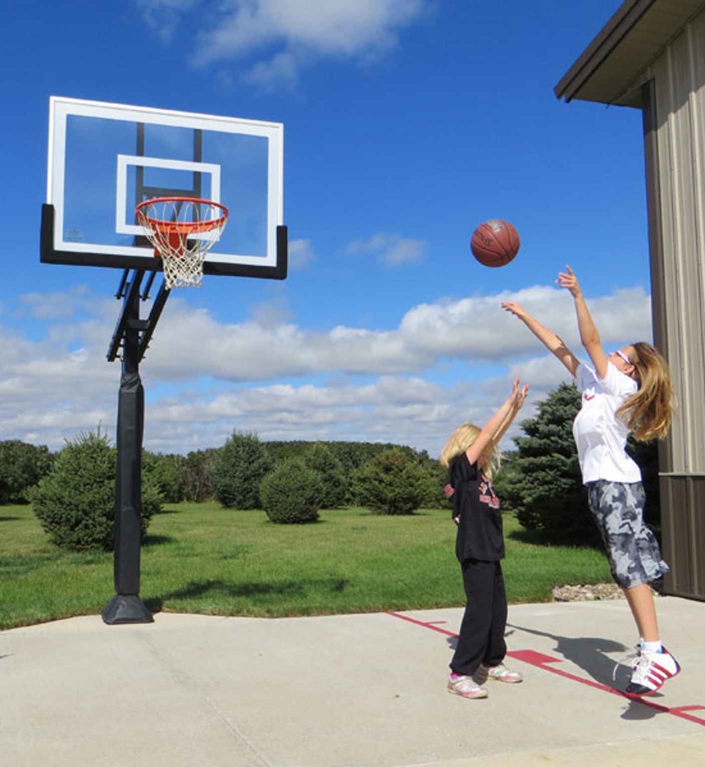 Adjustable In-Ground, Power Lift, Slam-It Pro Basketball Hoop