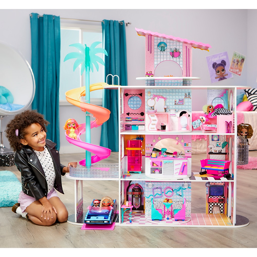 OMG House of Surprises