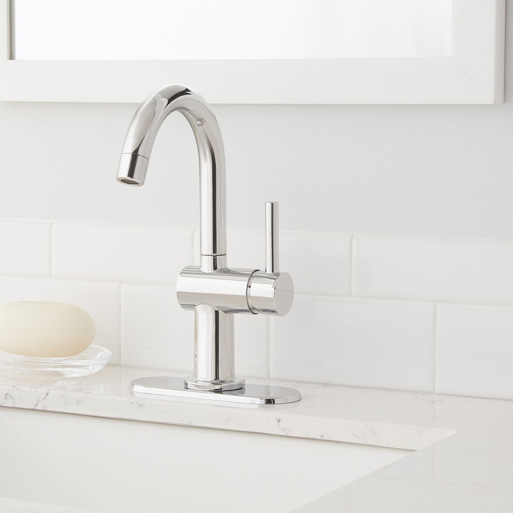Dorind Single Hole Single-Handle Bathroom Faucet